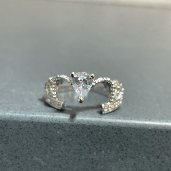 Crown Heart Silver Statement Ring set - Picture 15 of 17